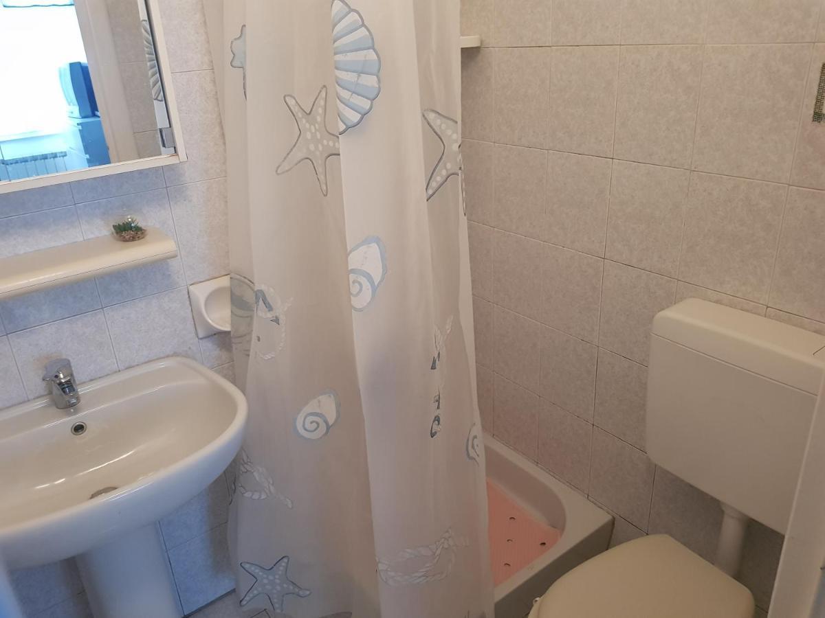 Holiday In Pietra Ligure Exterior photo